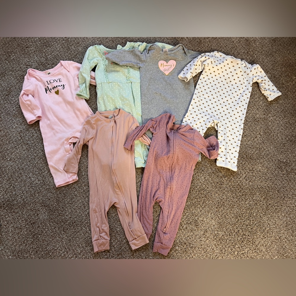 Bundle lot of 6 girls rompers 12-18 months various brands B1G1 50% off